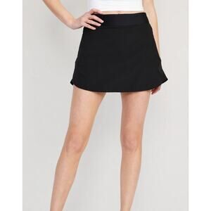 Old Navy keep you dry DRY QUICK
4 WAY STRETCH ZIP POCKETS SKIRT size 2XL